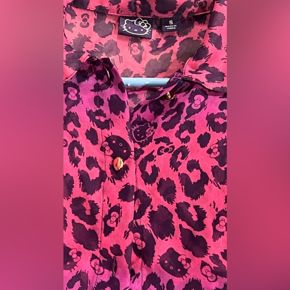 Hello Kitty animal print pink/purple sheerblouse with neck bow tie S